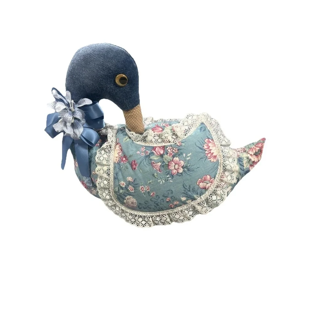 Vintage Country Goose Figurine Farmhouse Decor Stuffed Cottage‎ Blue Floral Lace